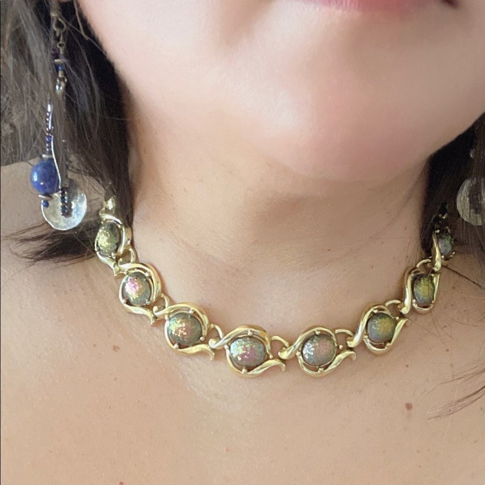 Vintage necklace peacock color stone gold tone